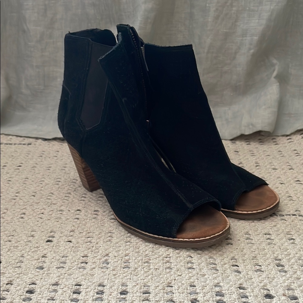 Stylish Black Women's Ankle Boots